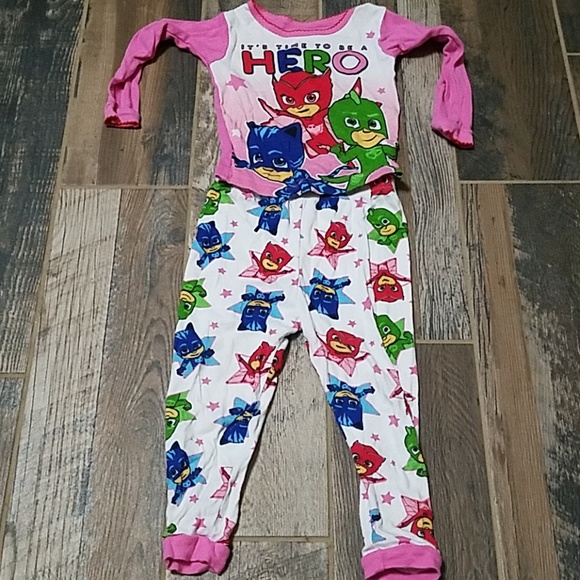 Size 3T PJ Masks Gray Flannel Coat Pajama Set